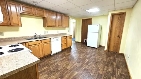 Kitchen - 1729 Cooper Ave S, Saint Cloud, MN 56301 photo 5 of 5