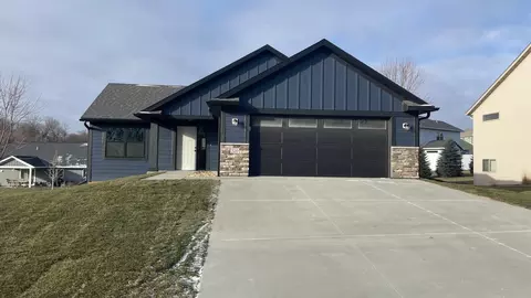 320 Springer Ave, Saint Charles, MN 55972