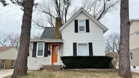 3237 Drew Ave N, Robbinsdale, MN 55422