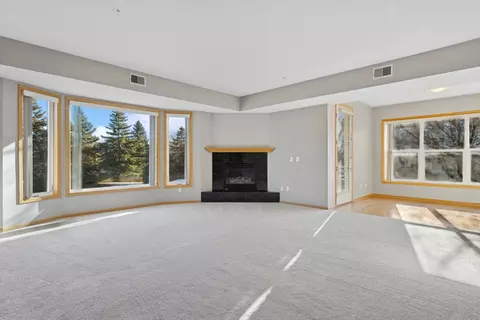9201 Medicine Lake Rd #104, Golden Valley, MN 55427
