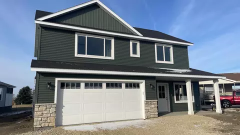 41 Southfork Dr SE, Kasson, MN 55944