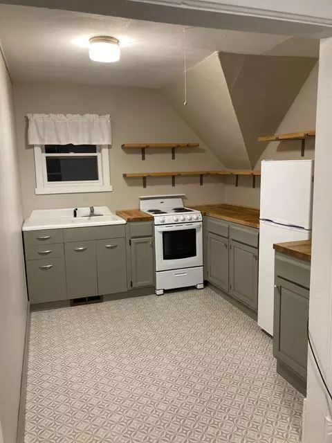 924 5th St SW, Willmar, MN 56201 photo 5