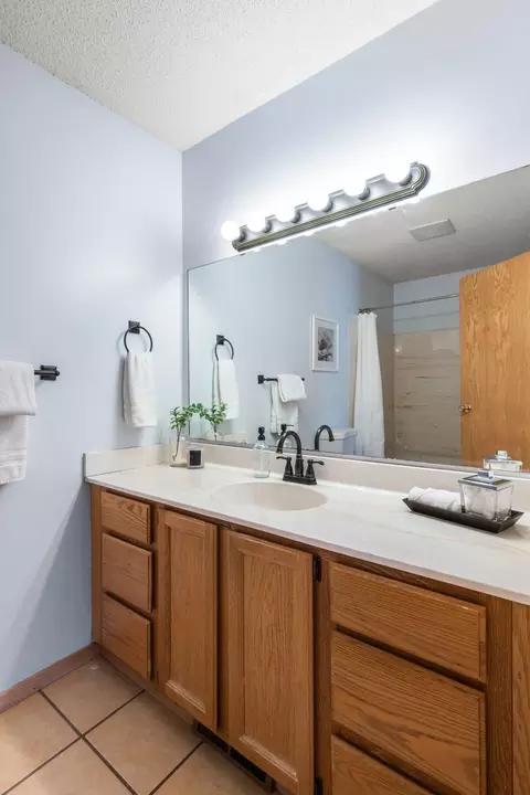 1412 Oster Dr, Eagan, MN 55121 photo 13
