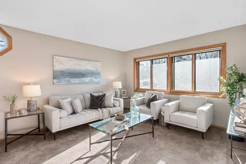 1412 Oster Dr, Eagan, MN 55121 photo 9