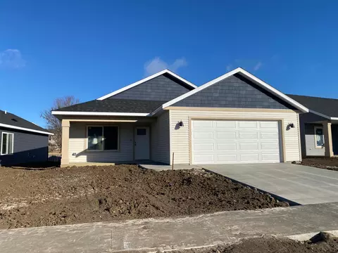 4441 Red Hawk Dr SE, Rochester, MN 55904