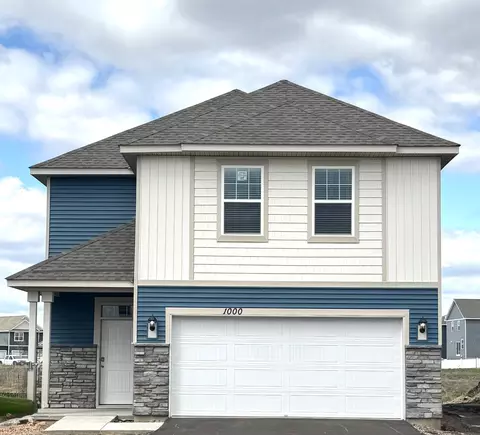 1000 Stone Creek Dr, Jordan, MN 55352