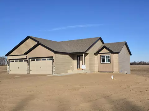 3379 309th Ave NW, Cambridge, MN 55008
