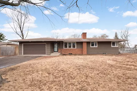 5818 Hackmann Ave NE, Fridley, MN 55432
