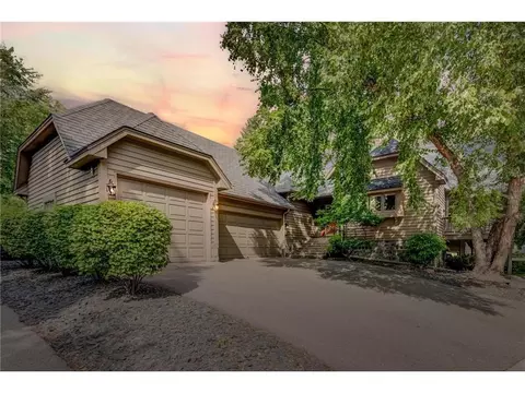 4733 Bouleau Rd, White Bear Lake, MN 55110