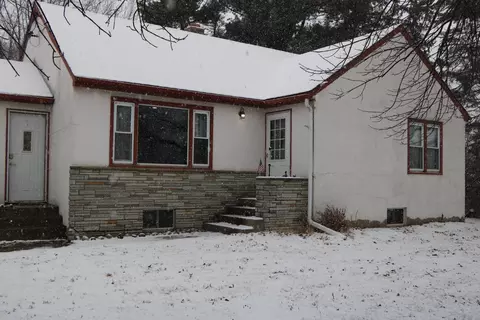 5871 Cahill Ave, Inver Grove Heights, MN 55076