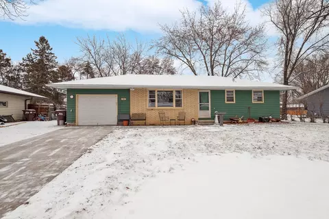 1961 Oak St, Hastings, MN 55033