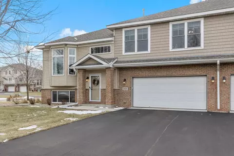 20035 Holt Ave W, Lakeville, MN 55044