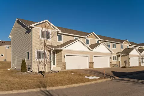 5171 Foxfield Dr NW, Rochester, MN 55901