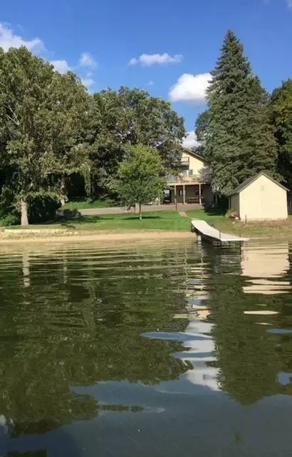 19341 E Shore Dr, Kimball, MN 55353