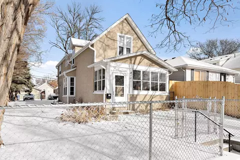 411 Thomas Ave, Saint Paul, MN 55103