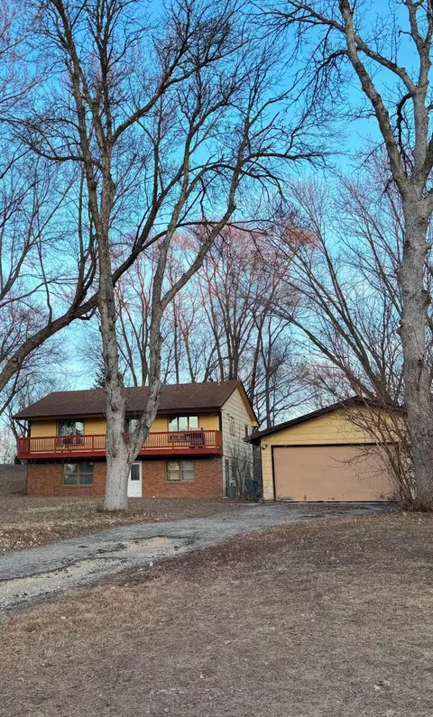 3314 Heritage Ln, Eagan, MN 55121