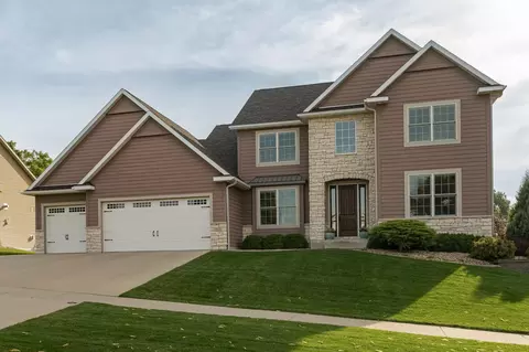 1878 Shannon Oaks Blvd NE, Rochester, MN 55906