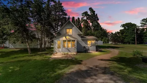 205 Broadway St SE, Isanti, MN 55040