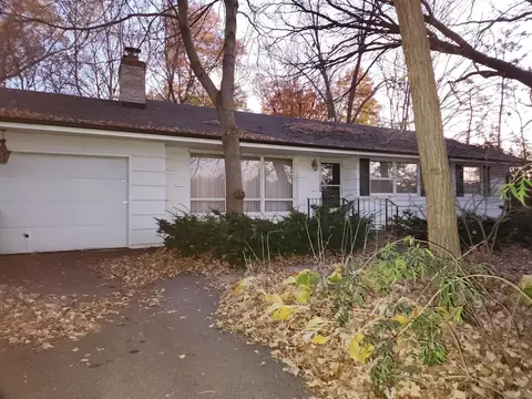 3709 W 102nd St, Minneapolis, MN 55431