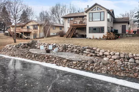 5896 Stephen Cir, Shoreview, MN 55126