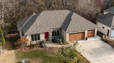 2015 Glendale Hills Dr NE, Rochester, MN 55906
