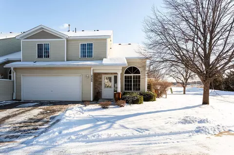 2300 Rosemary Curv, Hudson, WI 54016