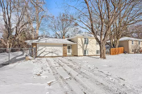 8117 Hearthside Rd S, Cottage Grove, MN 55016