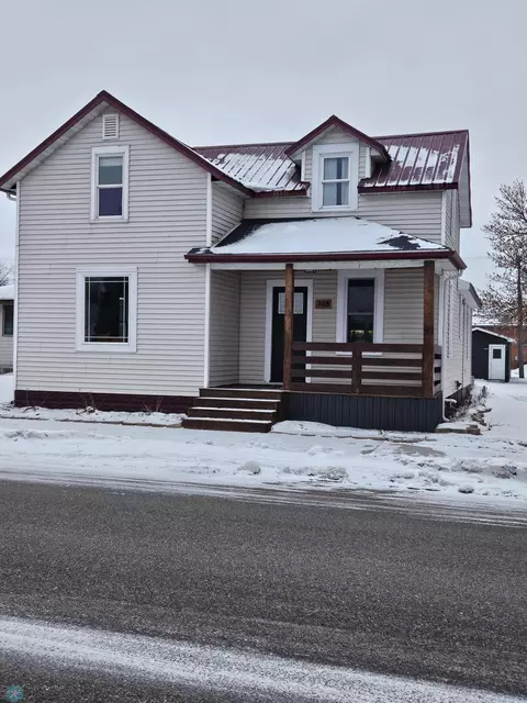 105 1st St NW, Ulen, MN 56585
