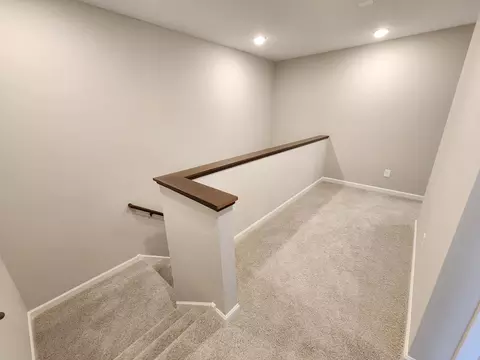 9706 4th St N, Lake Elmo, MN 55042 photo 11