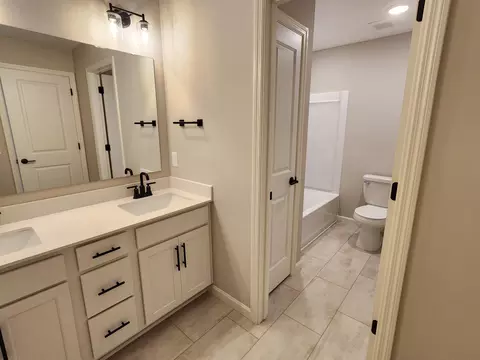 9706 4th St N, Lake Elmo, MN 55042 photo 13
