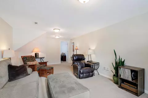 1852 Pumice Pt, Eagan, MN 55122 photo 25