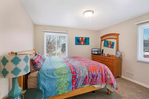 1852 Pumice Pt, Eagan, MN 55122 photo 20