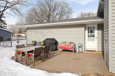 1852 Pumice Pt, Eagan, MN 55122 photo 27