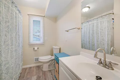1852 Pumice Pt, Eagan, MN 55122 photo 23