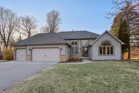 9646 Brookview Ct, Woodbury, MN 55125