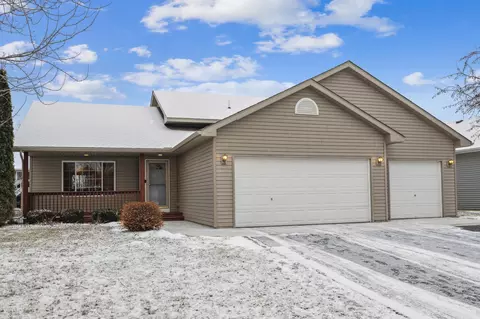 1230 Landings Ln, Watertown, MN 55388