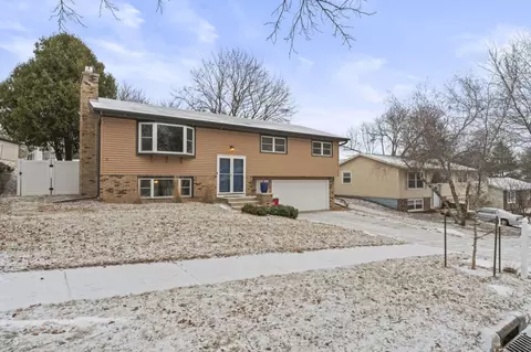 515 29th St NW, Rochester, MN 55901