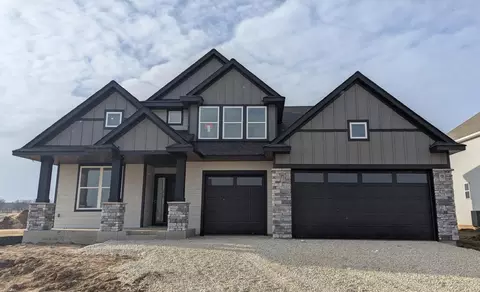 5376 Tallowtree Ln, Woodbury, MN 55129