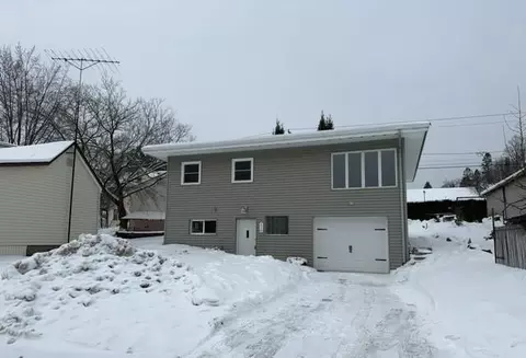 510 Broadway St S, Gilbert, MN 55741