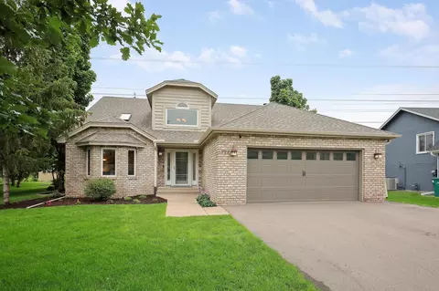 777 Windward Way, Little Canada, MN 55109