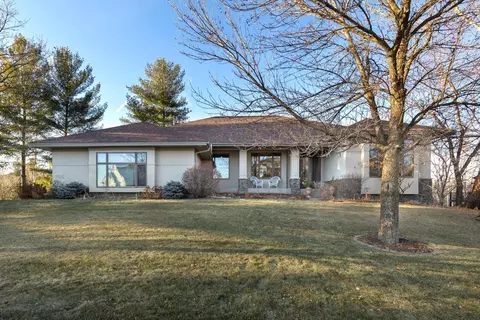 19114 Vogel Farm Trl, Eden Prairie, MN 55347