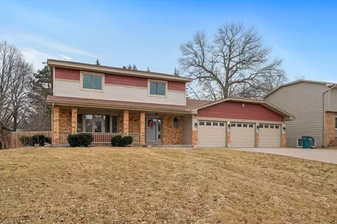 12091 Flintwood St NW, Coon Rapids, MN 55448
