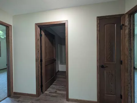 Entry Way - 106 Front St, Tracy, MN 56175 photo 1 of 1