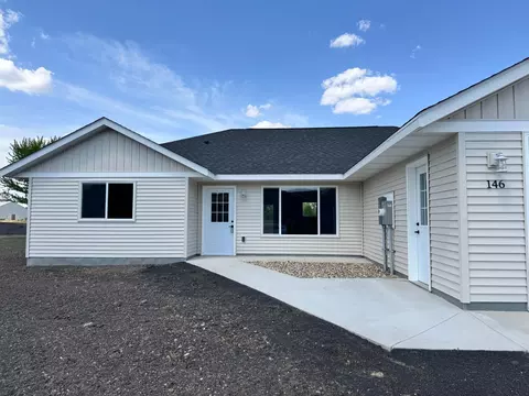 Exterior - 146 Front St, Tracy, MN 56175 photo 8 of 8