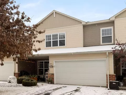 1644 White Pine Way #C, Carver, MN 55315