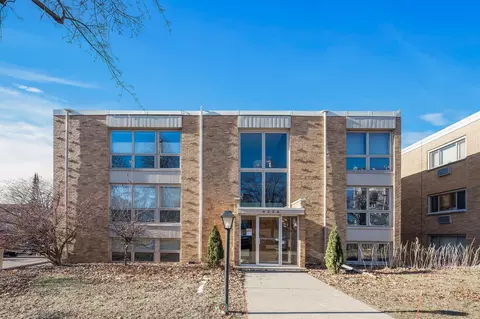 4236 Upton Ave S #103, Minneapolis, MN 55410