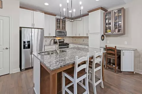 11590 Alpine Dr, Monticello, MN 55362