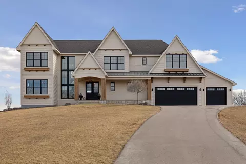 6155 Broadview Ave, Credit River Twp, MN 55372