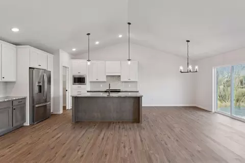 2575 Coldwater Xing, Mayer, MN 55360 photo 8