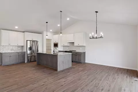 2575 Coldwater Xing, Mayer, MN 55360 photo 15